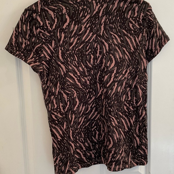 Athleta Organic Daily Printed Crew - Size Medium - Picture 6 of 7